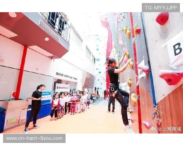 上海攀岩队的力量与激情：聚焦攀岩运动的魅力与挑战